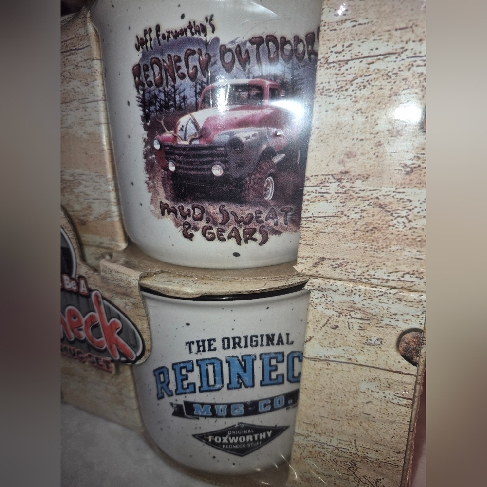 NWT'S " You Might Be A Redneck" Mug Set, In The Box And Plastic - Picture 3 of 4